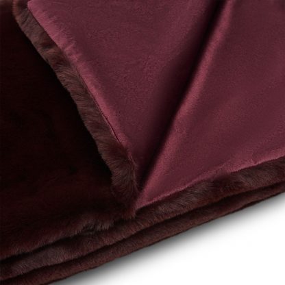Rivièra Maison: Faux Fur Throw Burgundy 170x130 – Bild 4